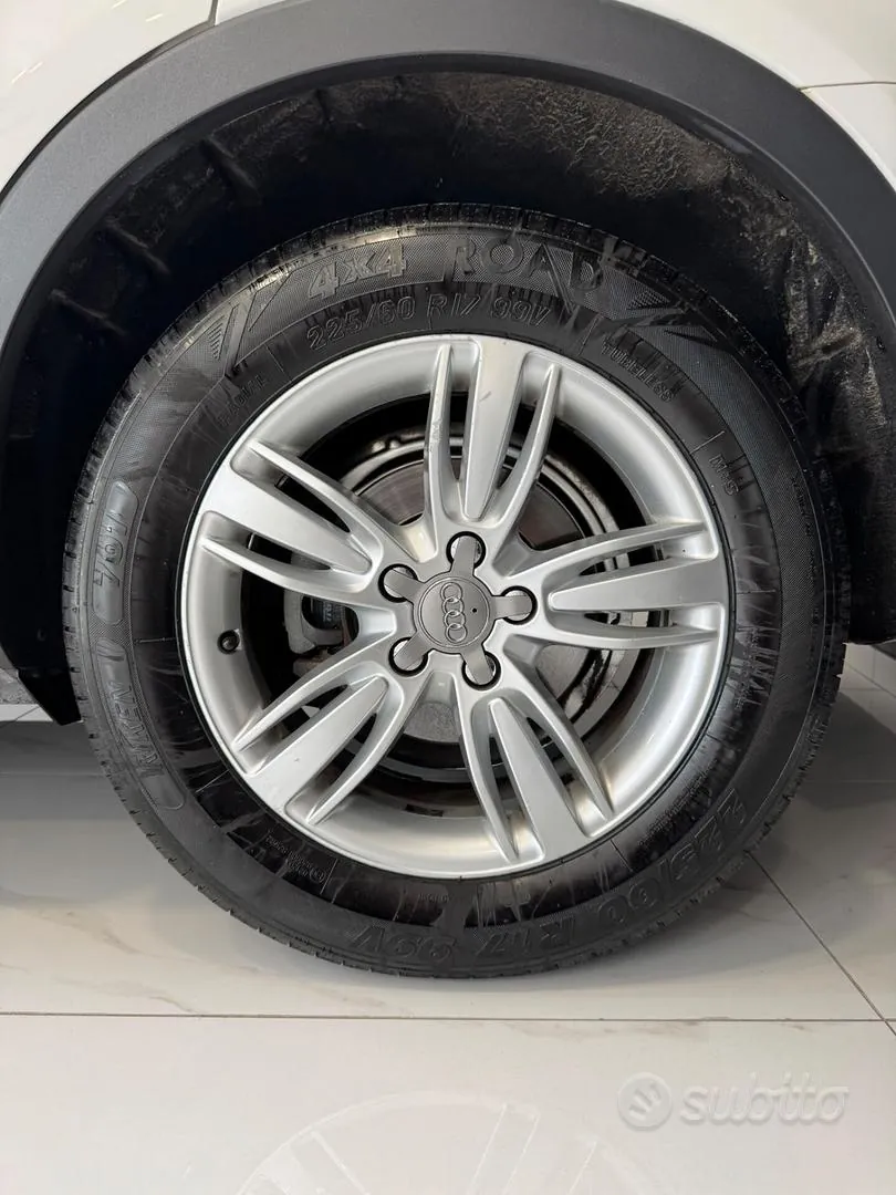 Audi Q3 2015 photo 5