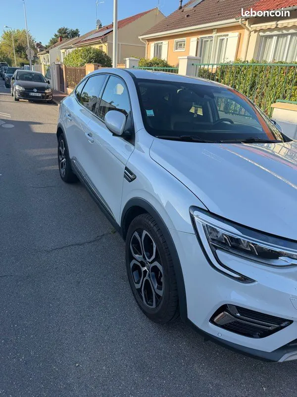 Renault Arkana 2023 photo 3