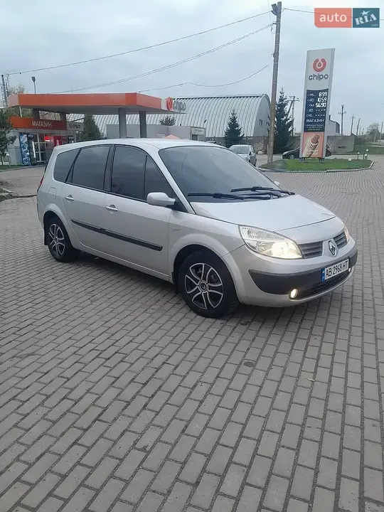 Renault Grand Scenic 2005 photo 4