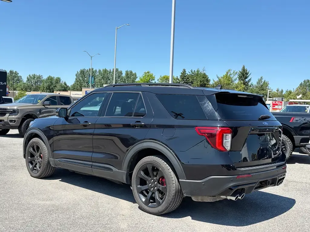 Ford Explorer 2022 photo 4
