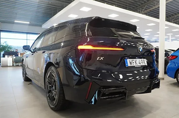 BMW Ix 2025 photo 4