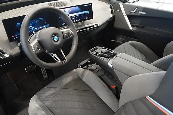 BMW Ix 2025 photo 3