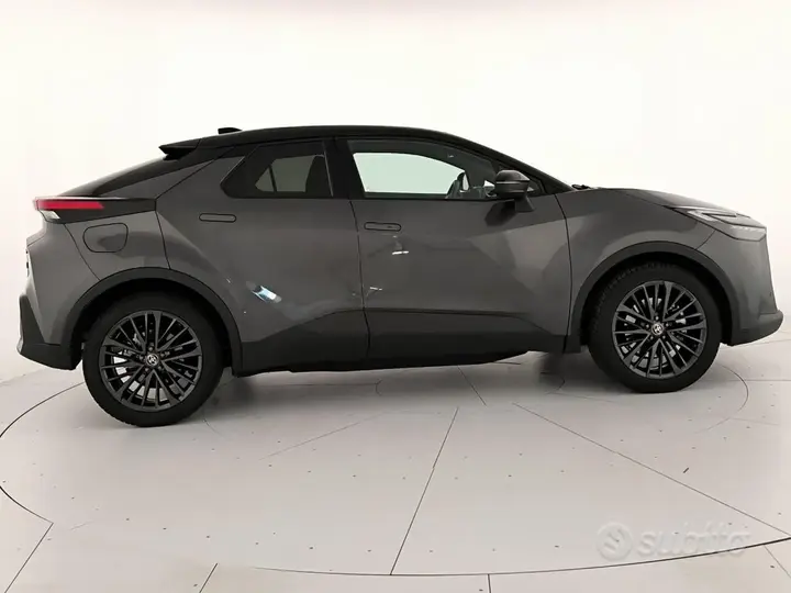 Toyota C-Hr 2024 photo 3