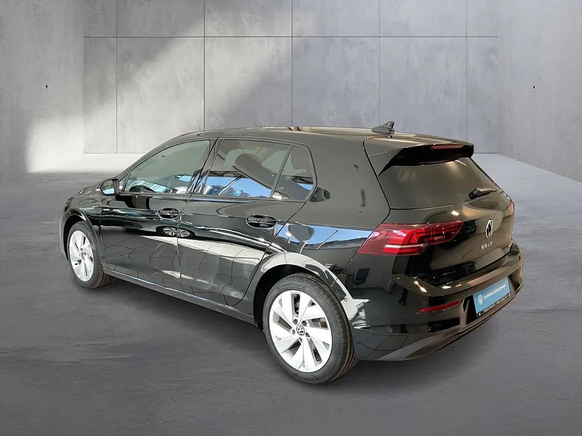 Volkswagen Golf 2026 photo 3