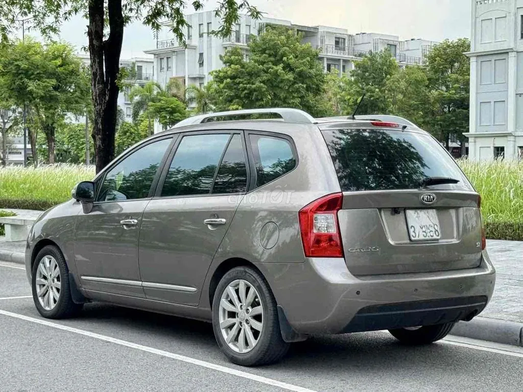 Kia Carens 2011 photo 5