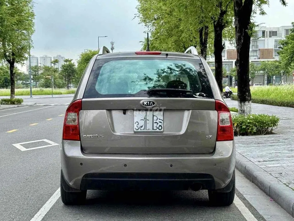 Kia Carens 2011 photo 4