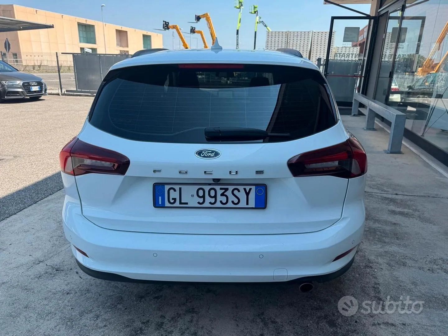 Ford Focus 2022 photo 3