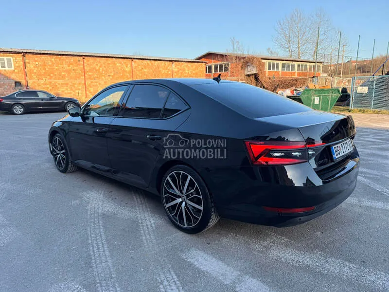 Skoda Superb 2023 photo 4
