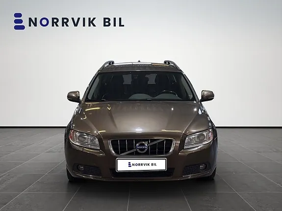 Volvo V70 2013 photo 2