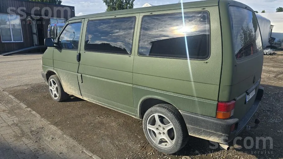 Volkswagen T4 1994 photo 3