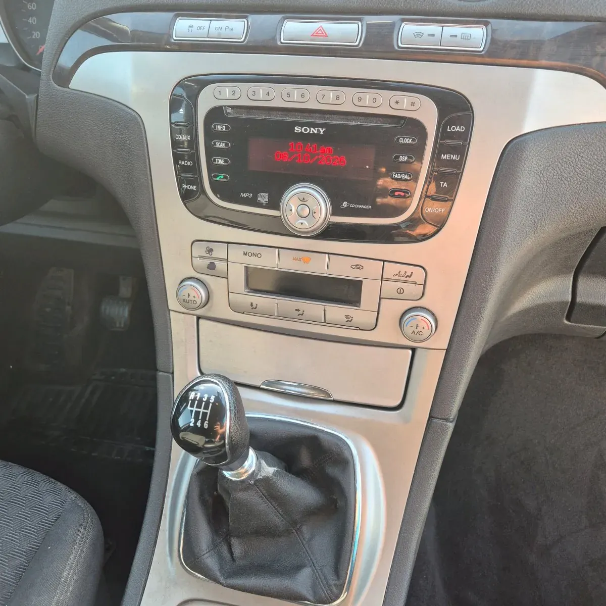 Ford Galaxy 2008 photo 3