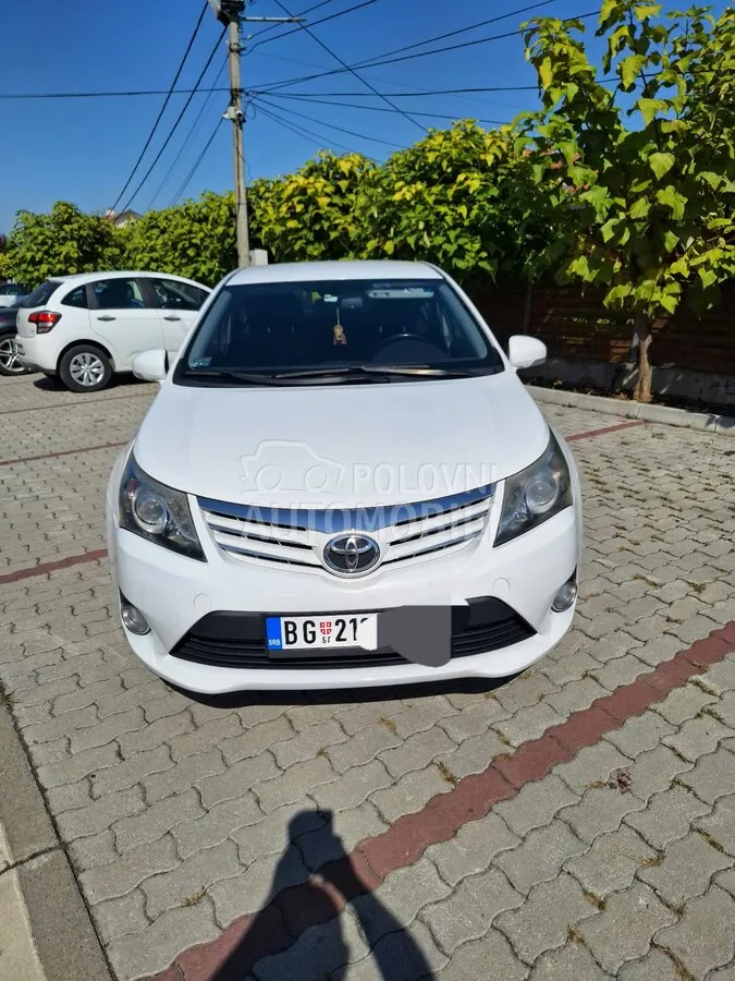 Toyota Avensis 2015 photo 5