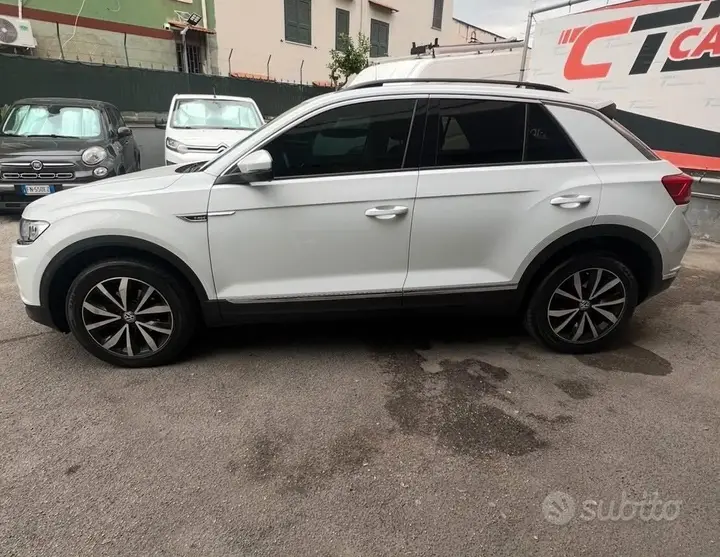 Volkswagen T-Roc 2019 photo 3