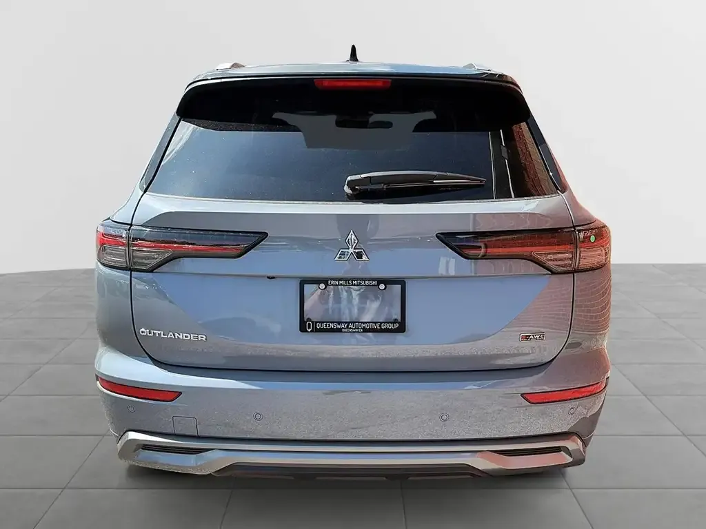 Mitsubishi Outlander 2026 photo 3