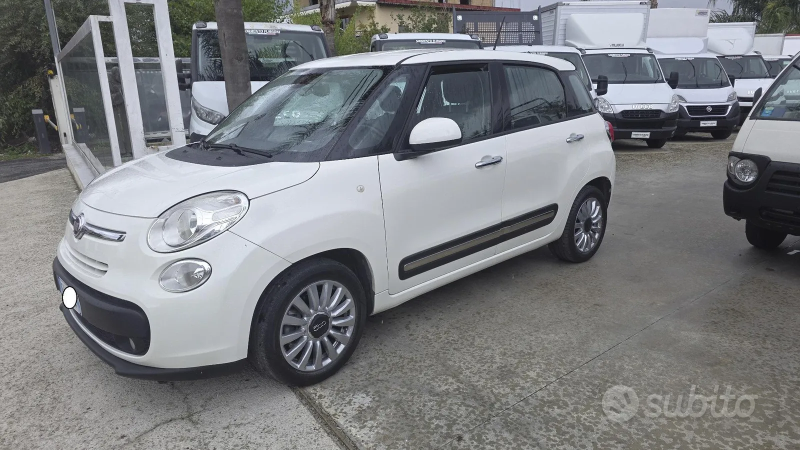 Fiat 500L 2015 photo 2