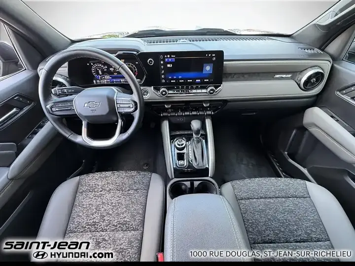 Chevrolet Colorado 2023 photo 3