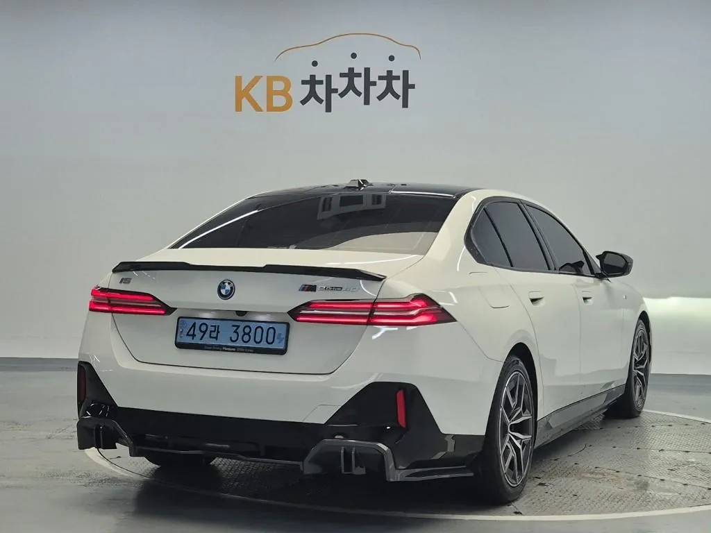 BMW I5 2024 photo 3