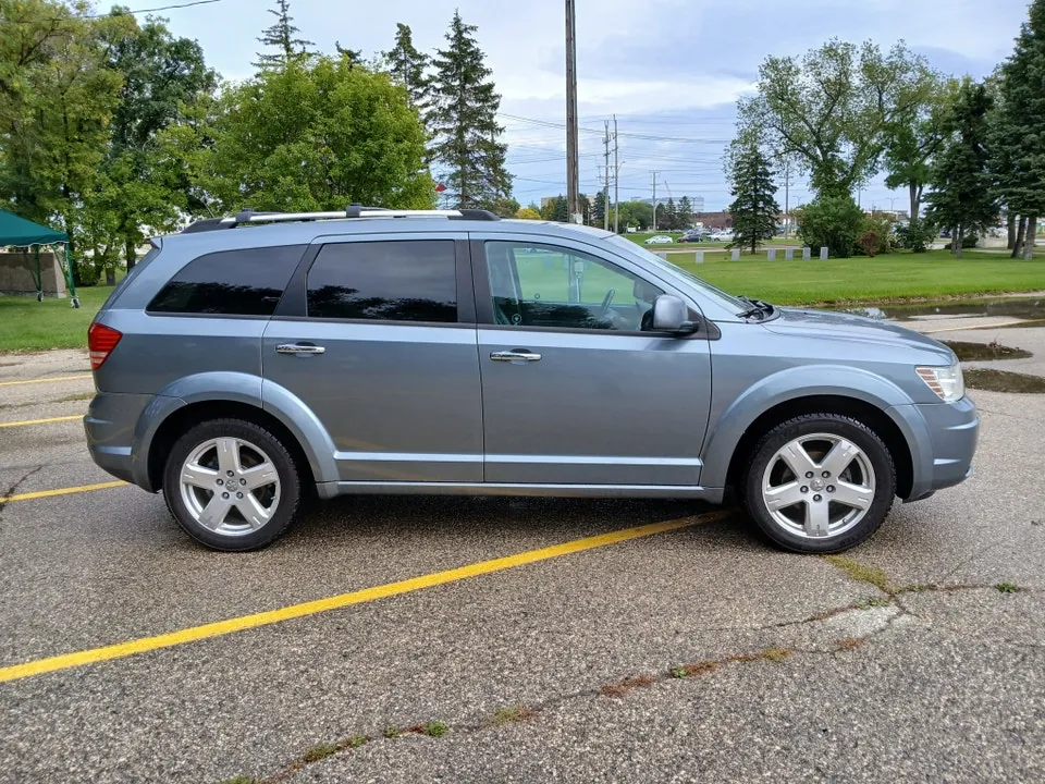 Dodge Journey 2010 photo 4