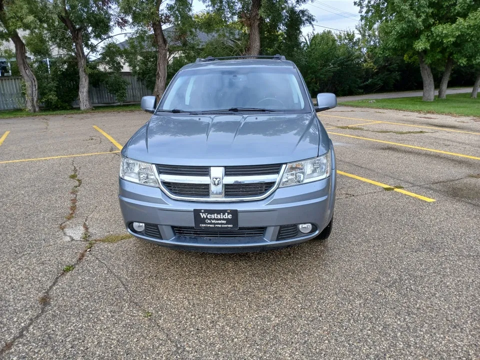Dodge Journey 2010 photo 2