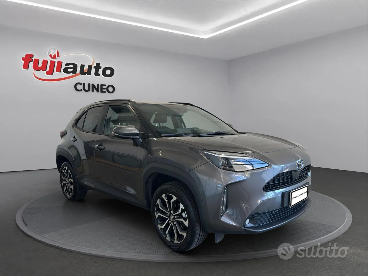 Toyota Yaris Cross 2023 photo 2