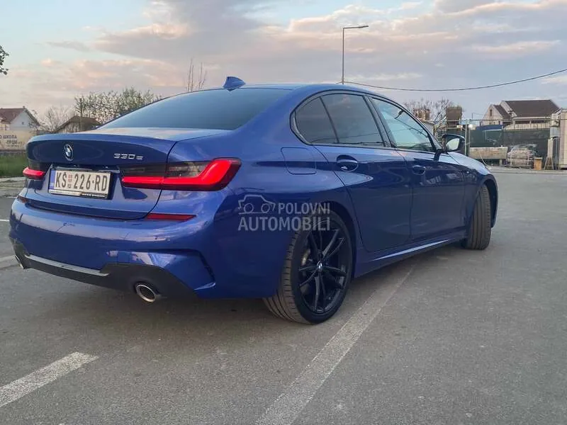 BMW 330 2019 photo 3