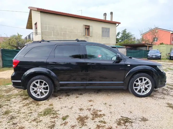 Fiat Freemont 2011 photo 4