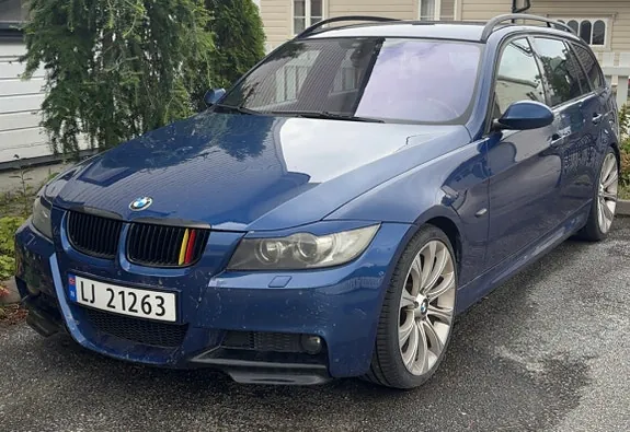 BMW 320I