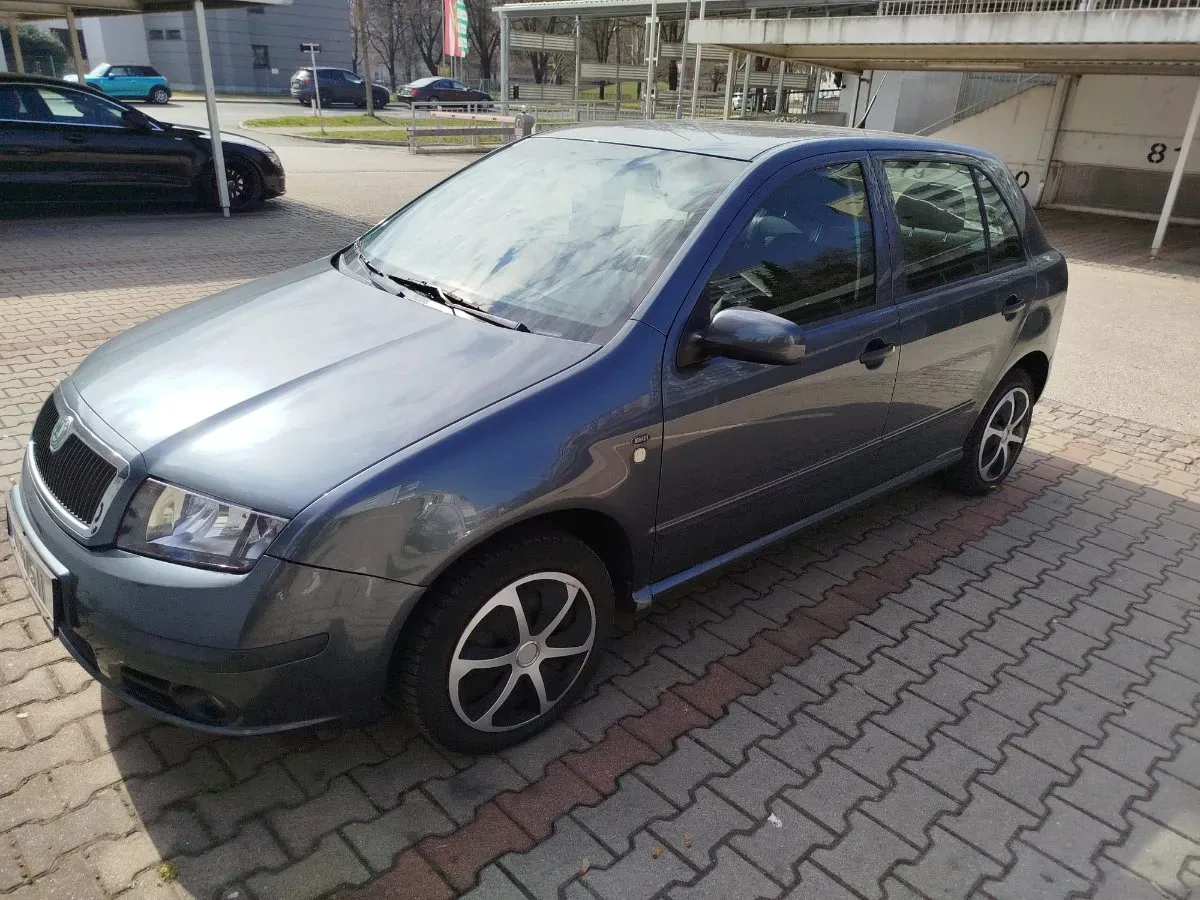 Skoda Fabia 2005 photo 3