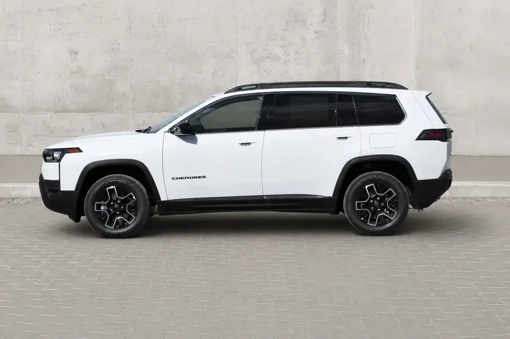 Jeep Cherokee 2026 photo 3