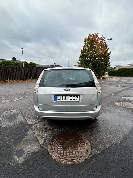 Ford Focus 2010 photo 4