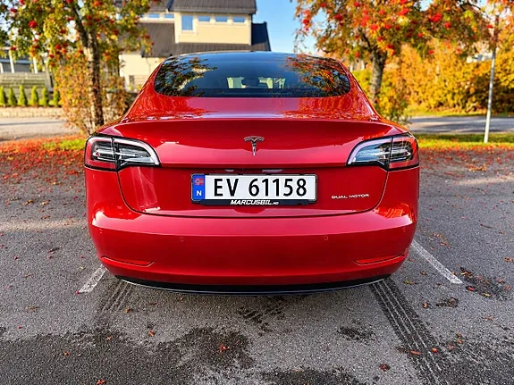 Tesla Model 3 2019 photo 4