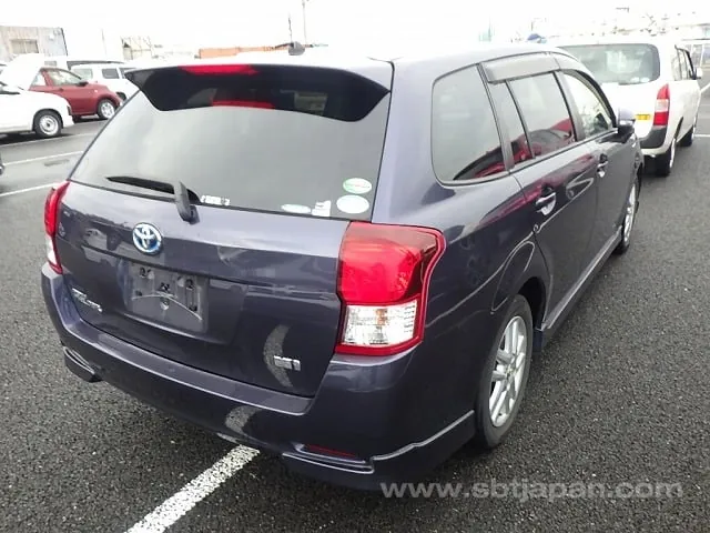Toyota Corolla Fielder 2014 photo 4