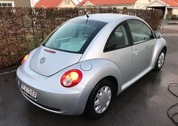 Volkswagen New Beetle