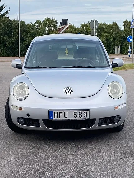 Volkswagen New Beetle 2006 photo 4