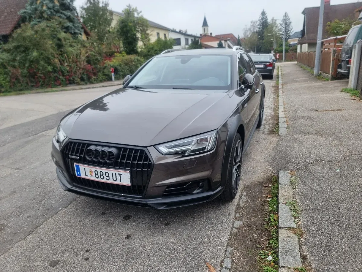 Audi A4 Allroad 2017 photo 2