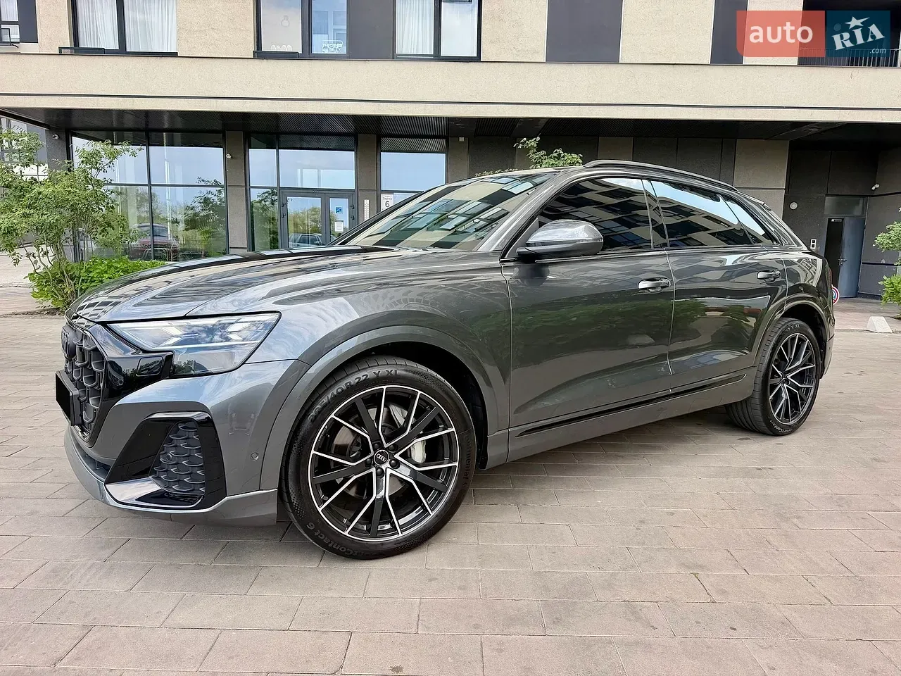 Audi Q8 2023 photo 2