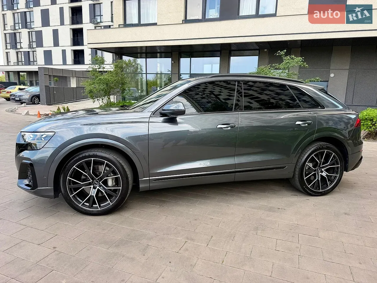Audi Q8 2023 photo 4