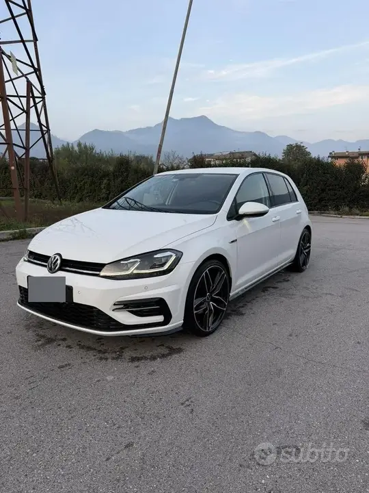 Volkswagen Golf 2020 photo 2