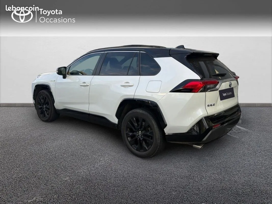 Toyota Rav4 2021 photo 2