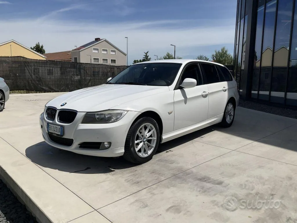 BMW 316D 2011 photo 3