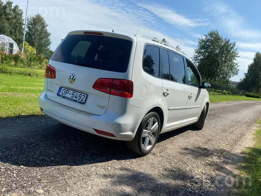 Volkswagen Touran 2015 photo 3