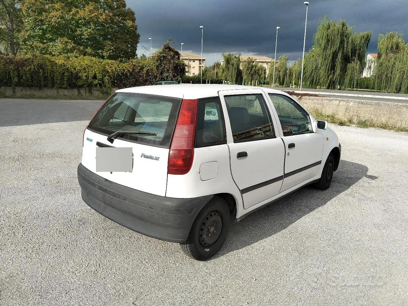 Fiat Punto 1998 photo 4