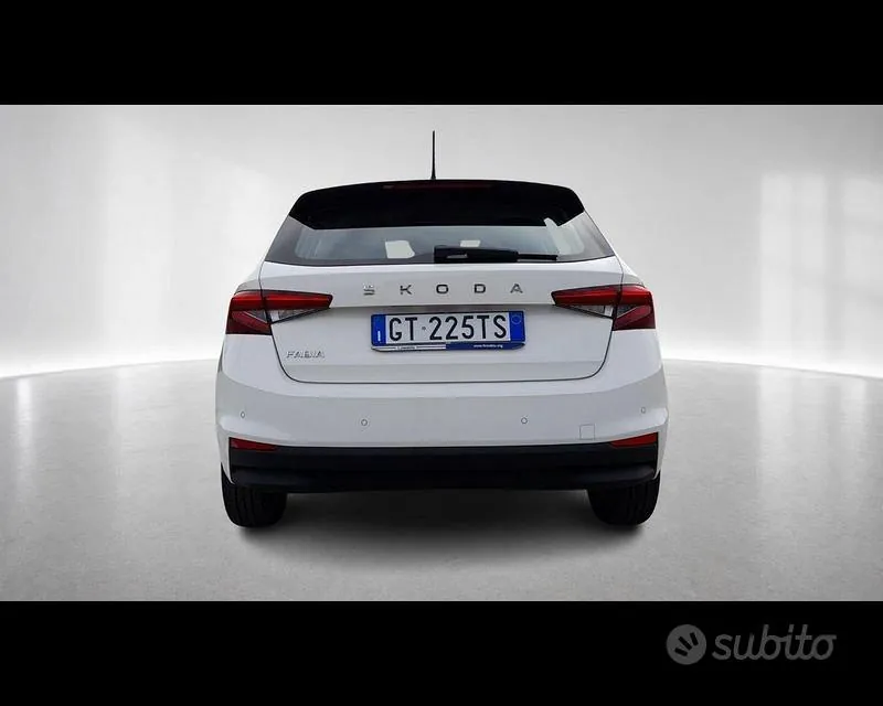 Skoda Fabia 2024 photo 4