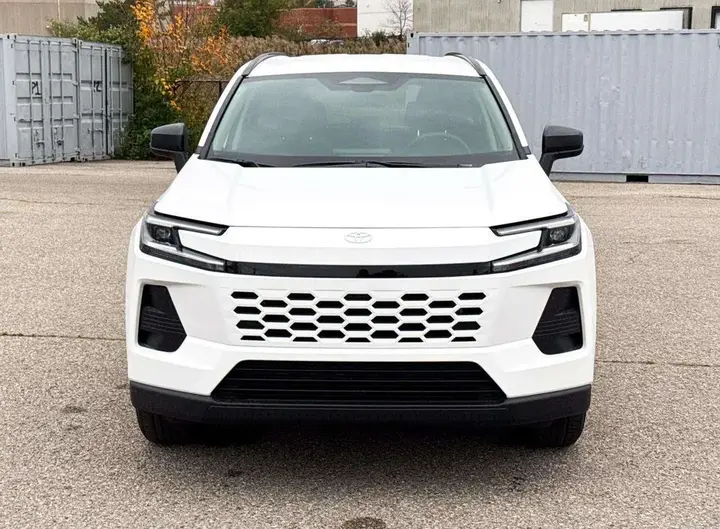 Toyota Rav4 2026 photo 3