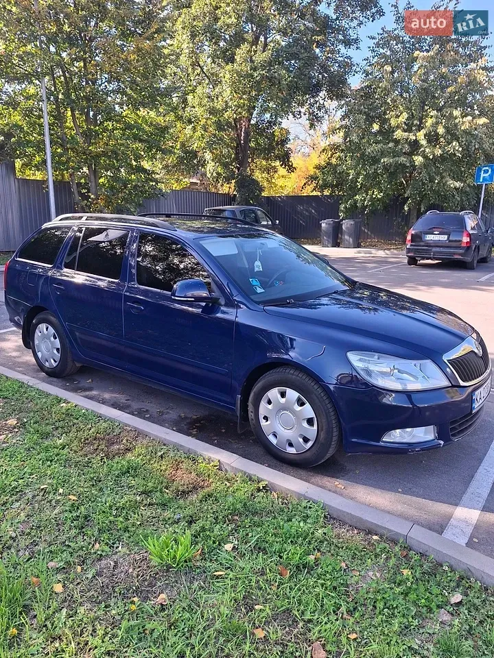 Skoda Octavia 2011 photo 5