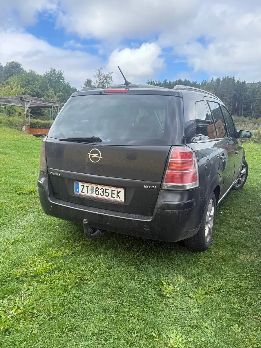 Opel Zafira 2006 photo 3