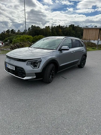 Kia Niro 2025 photo 2
