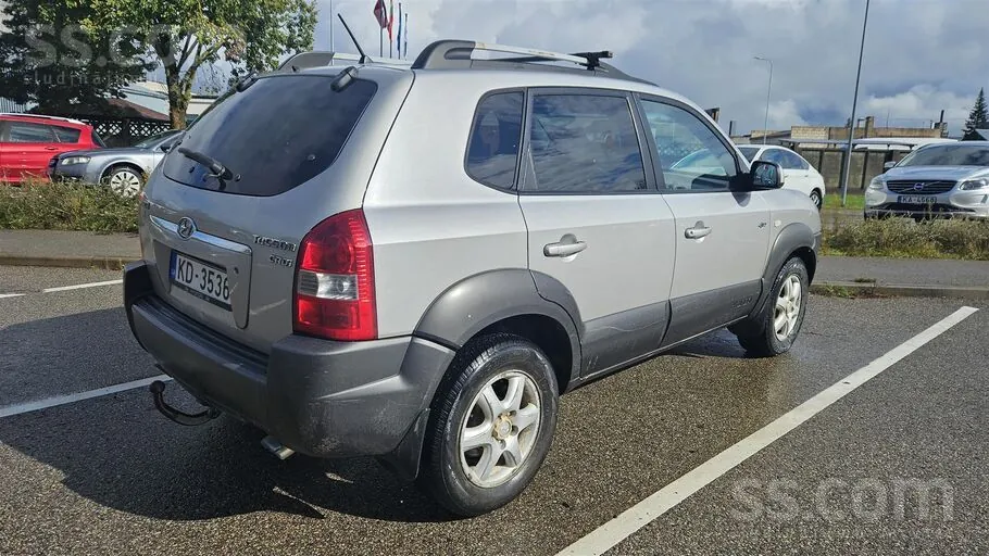 Hyundai Tucson 2005 photo 2