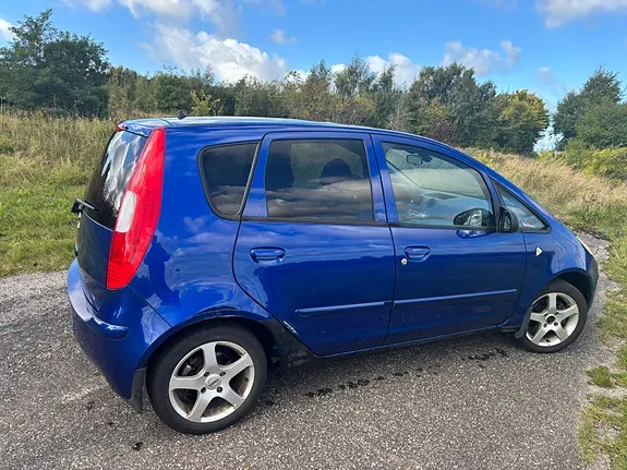 Mitsubishi Colt 2007 photo 5