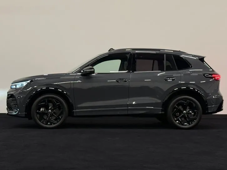 Volkswagen Tiguan 2025 photo 3